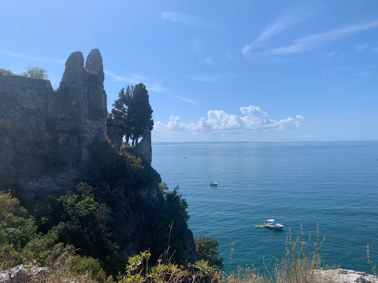 Sailing the gulf in Trieste