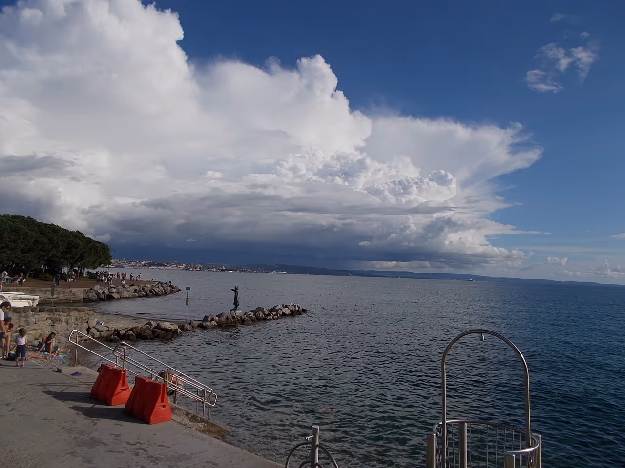 Sailing the gulf in Trieste