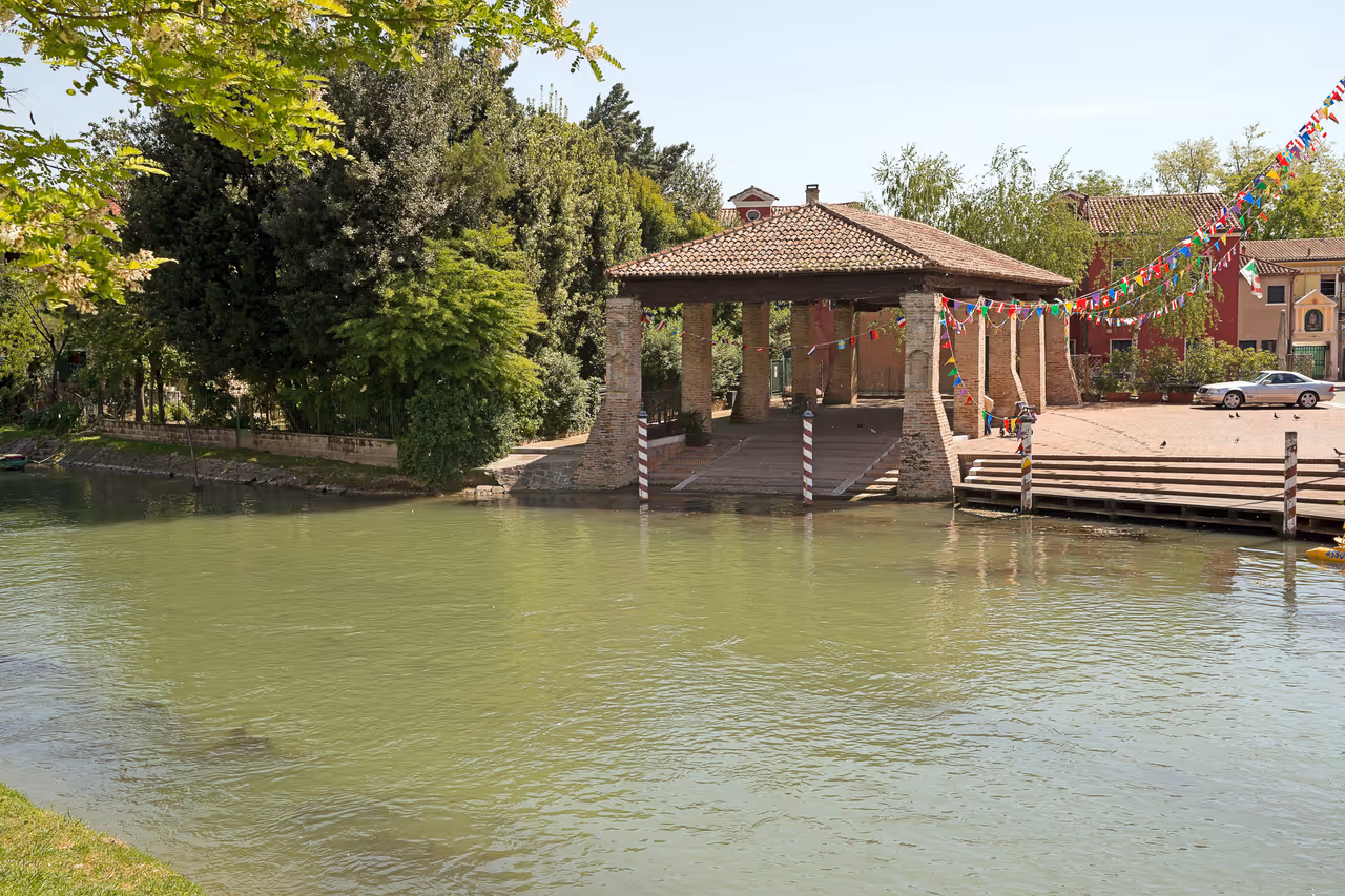 Brenta riviera villa route cycling in Venice