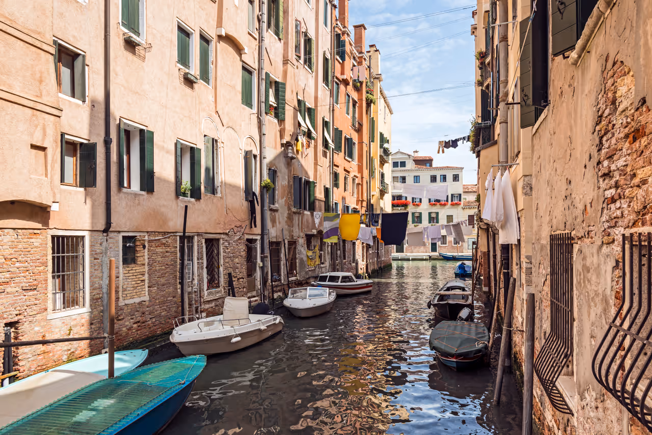 Explore the jewish ghetto free activity in Venice