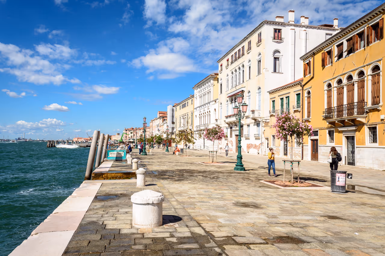 Walk the zattere free activity in Venice