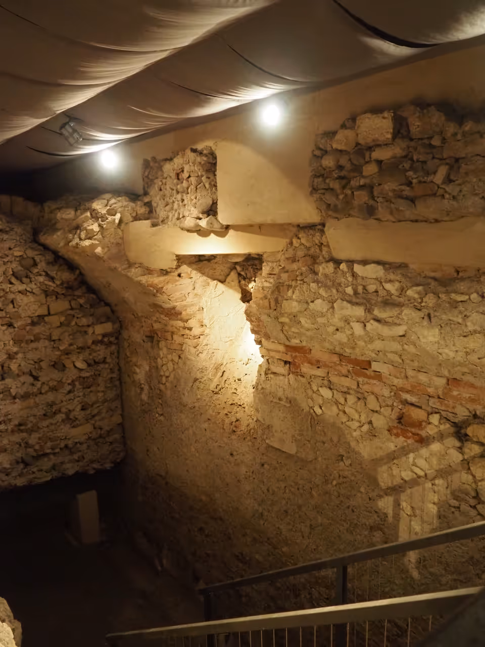 Sgarzerie court in Verona
