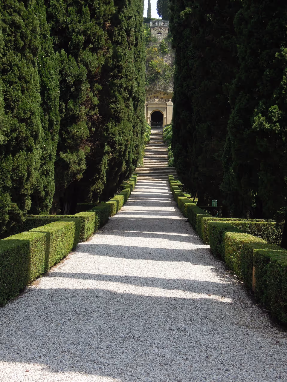 Palazzo giusti and its renaissance gardens in Verona