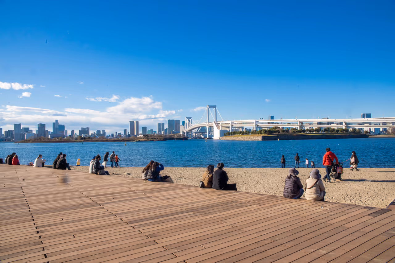 Running along odaiba bay in Tokyo
