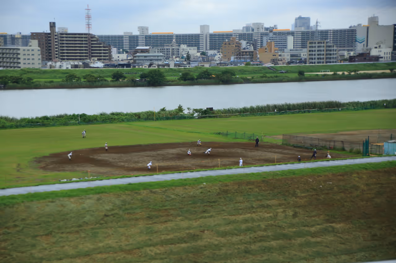 Arakawa river cycling road cycling in Tokyo