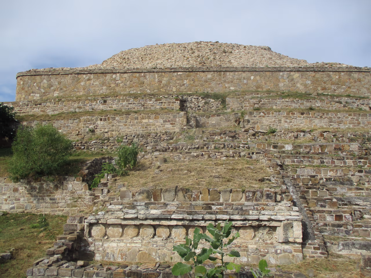 Monte albán in Oaxaca city