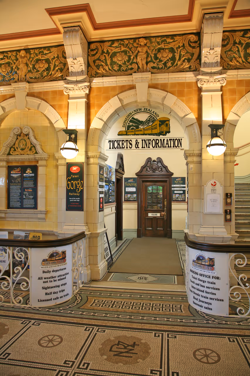 Railway station in Dunedin