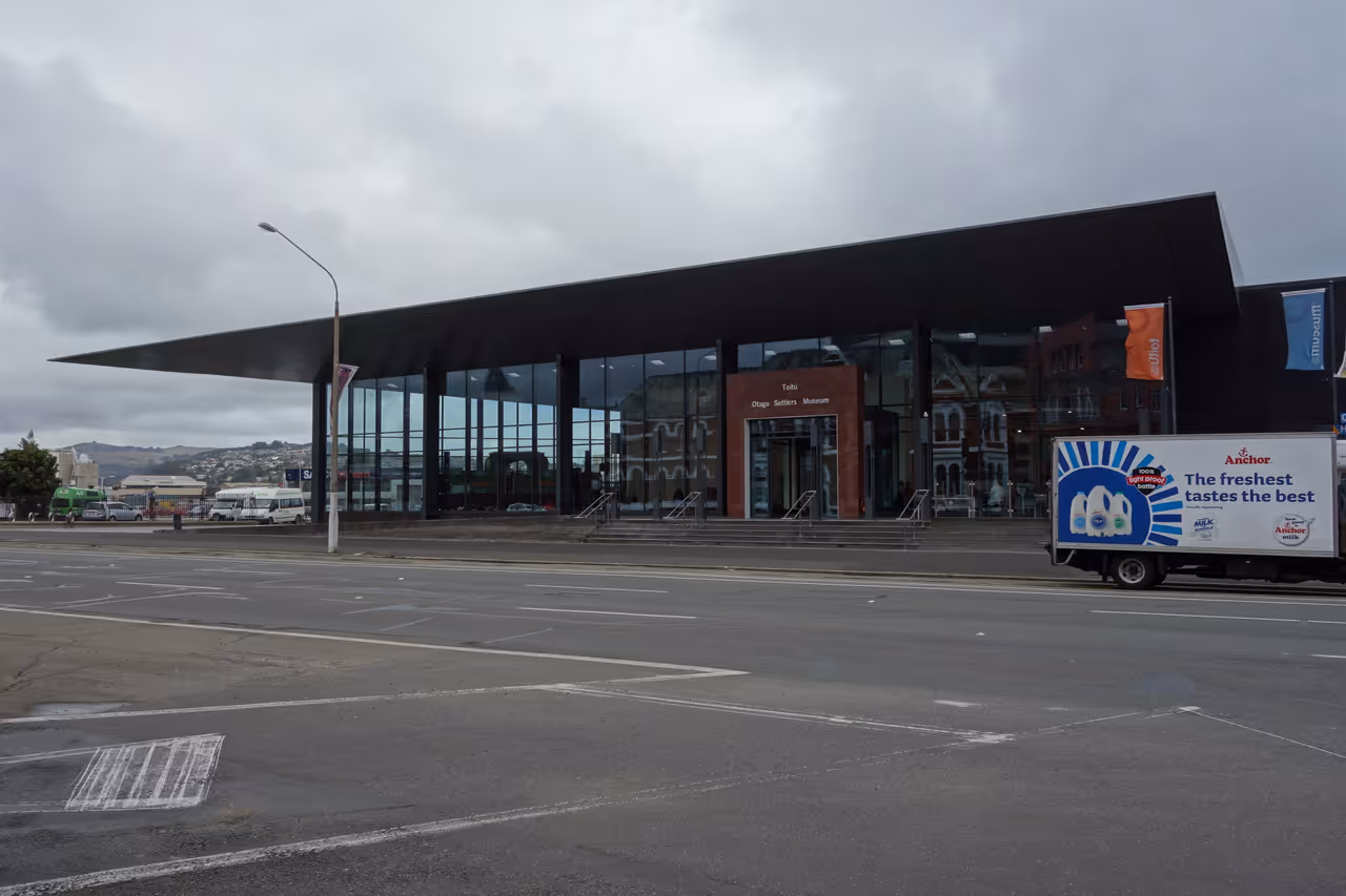 Explore the toitū otago settlers museum in Dunedin
