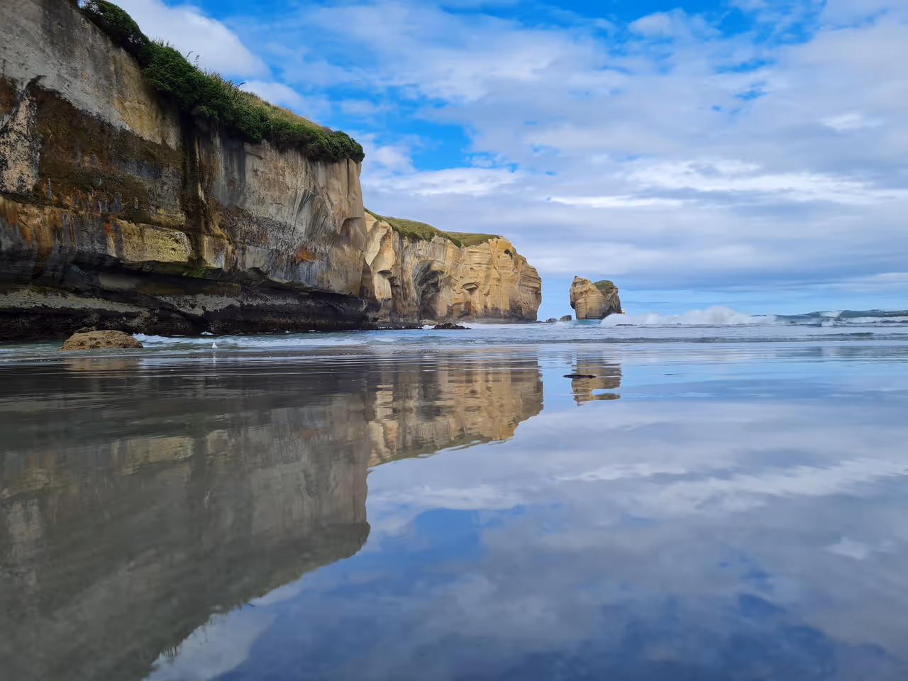 Tunnel beach in Dunedin