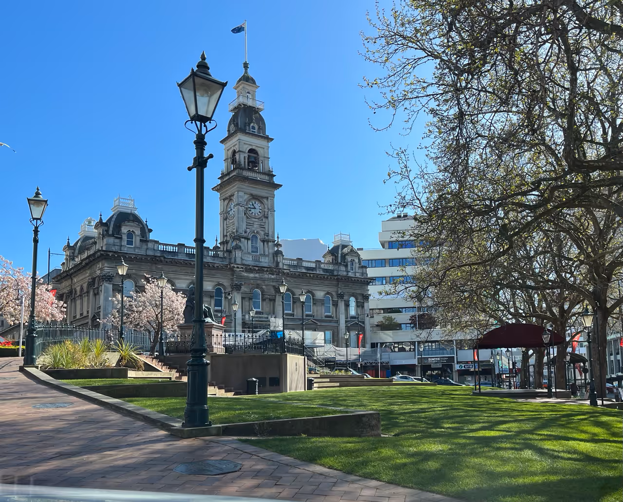 The octagon nightlife spot in Dunedin