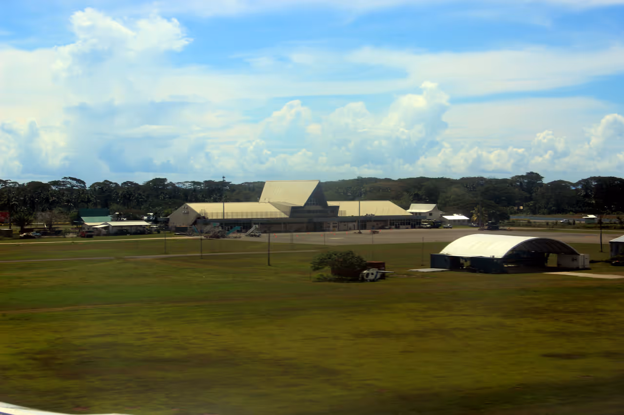Lunga river and golf course loop cycling in Honiara