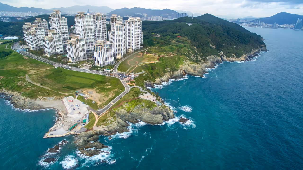 Cliffside glass walkway free activity in Busan