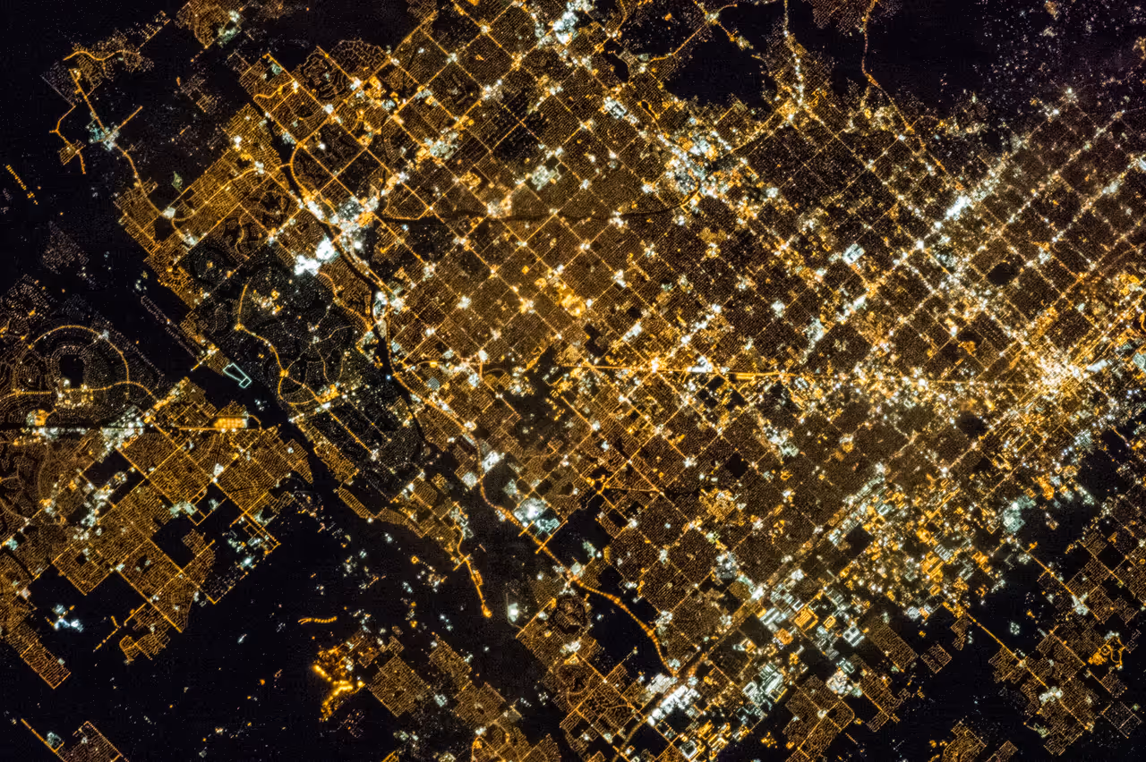 Phoenix at night, view from a space station