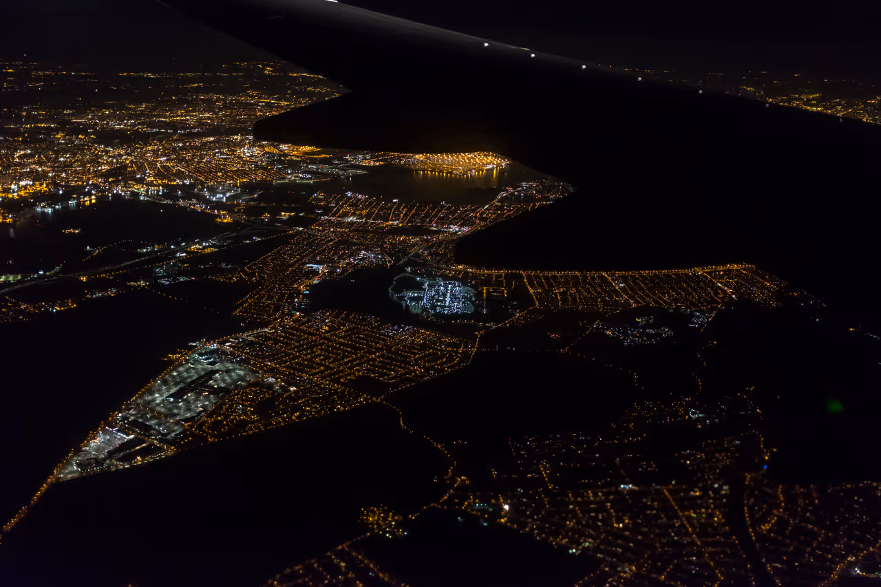 Phoenix at night, view from the airplane