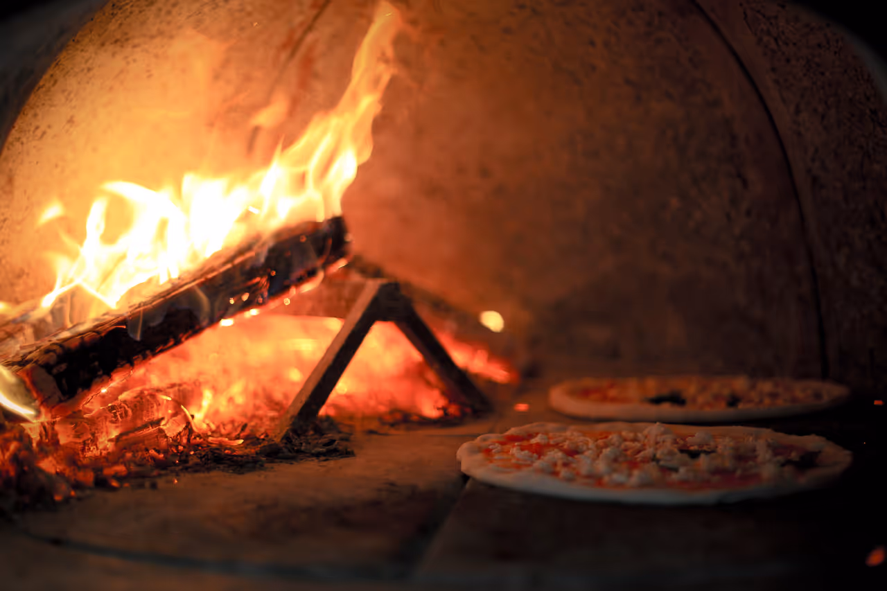 Wood-fired artisanal pizza food in Phoenix