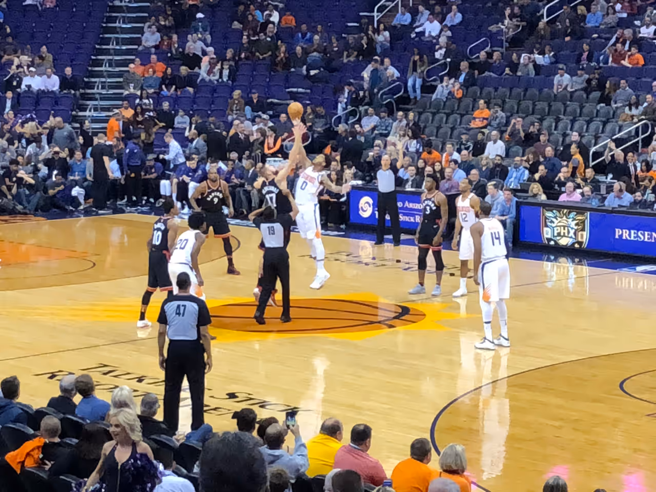 Watch a  suns game in Phoenix