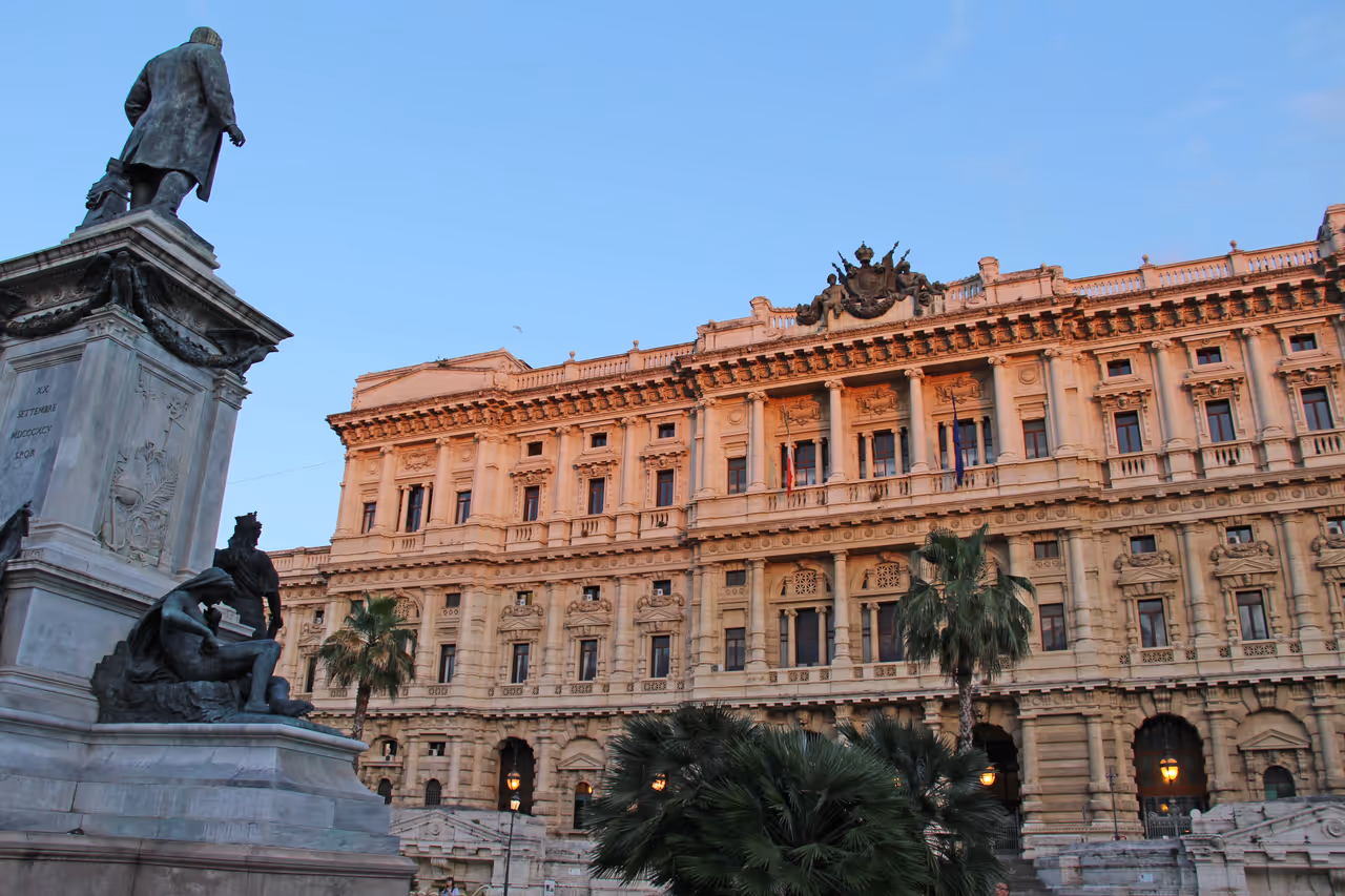 Piazza cavour bars nightlife spot in Vatican city